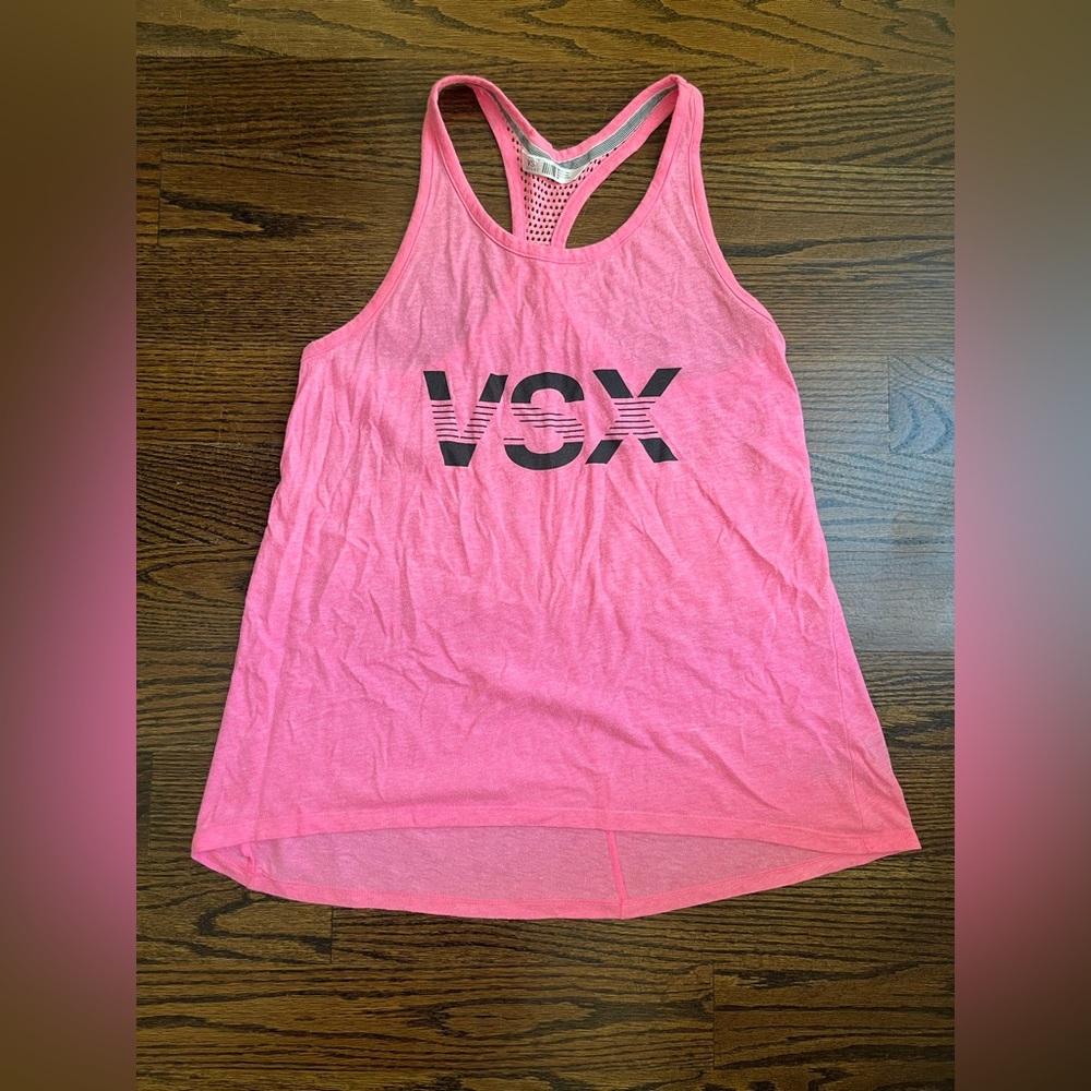 Victoria’s Secret VSX Sport racerback top Sz. M pink cotton